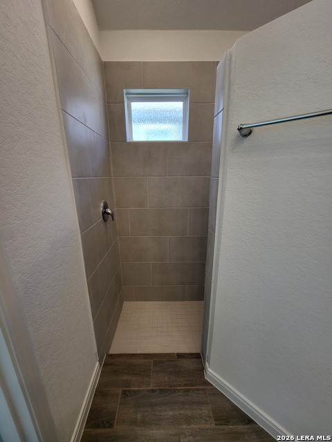 1233 Fox Wing Way Property Photo 12