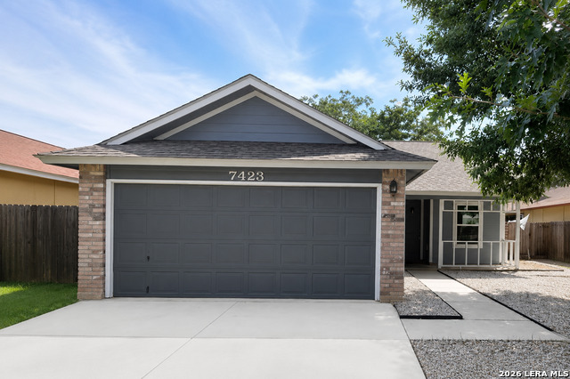 7423 Hardesty Property Photo 1
