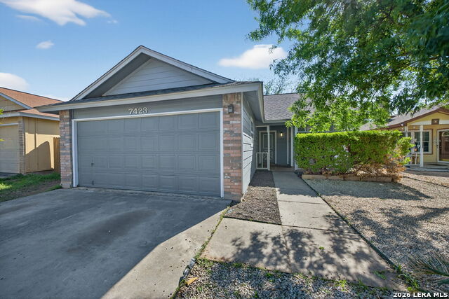 7423 Hardesty Property Photo 2