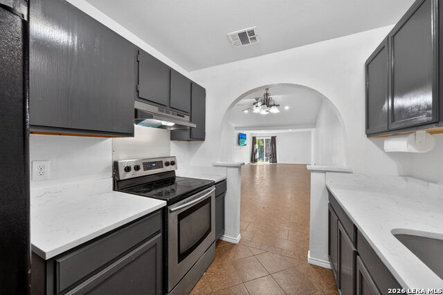 7423 Hardesty Property Photo 10