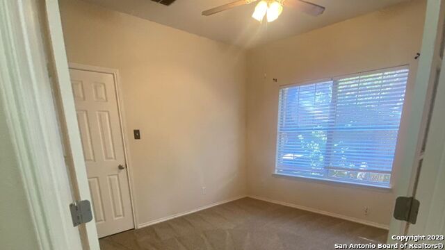 823 Point Cove Property Photo 14