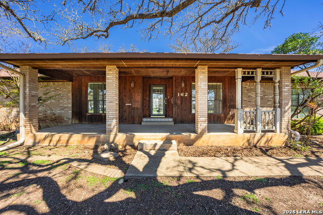 162 Oak Wood Rd Property Photo 1