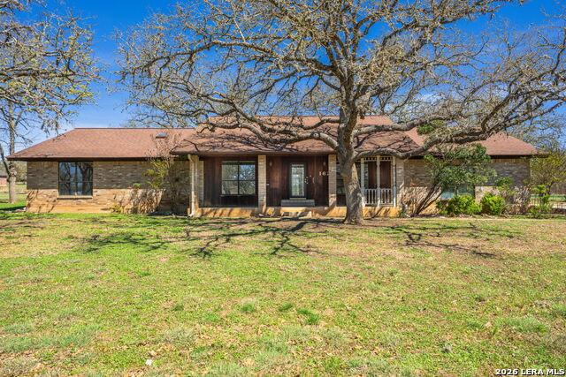 162 Oak Wood Rd Property Photo 3