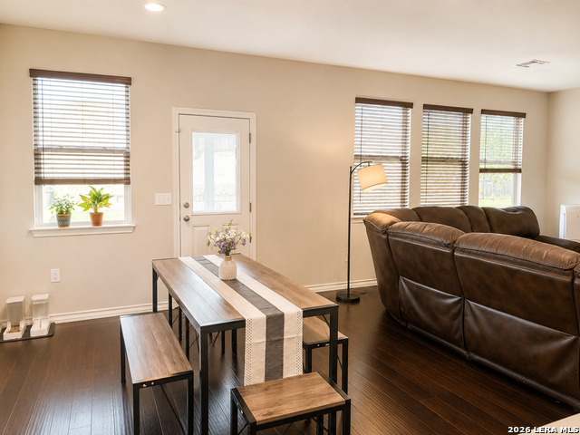 21022 Chestnut Property Photo 9