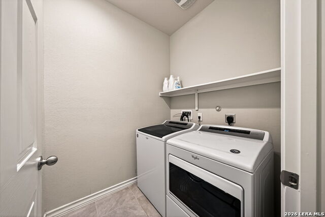 21022 Chestnut Property Photo 14