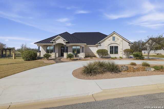 1020 Cielo Dr Property Photo 1