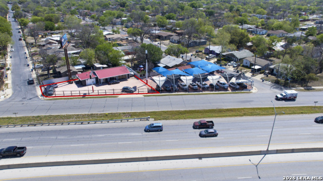 5602 S Interstate 35 Property Photo 10