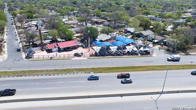 5602 S Interstate 35 Property Photo 16