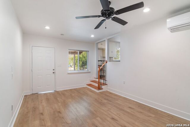 166 El Monte Property Photo 4
