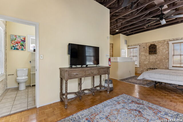 228 W Mulberry Ave Property Photo 55