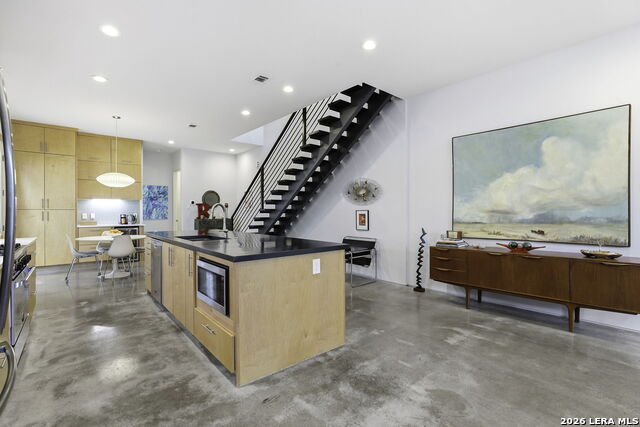 130 Clay Property Photo 12