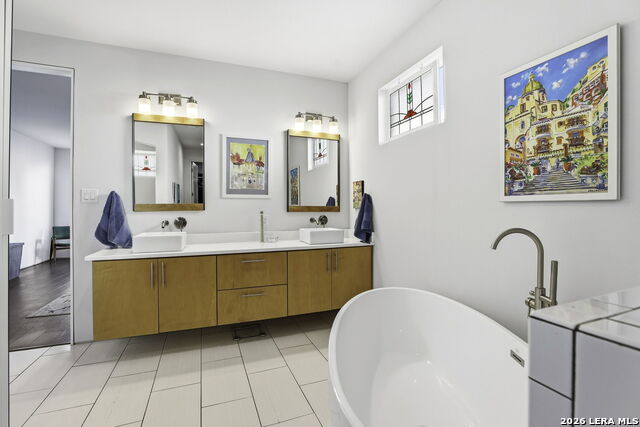 130 Clay Property Photo 28