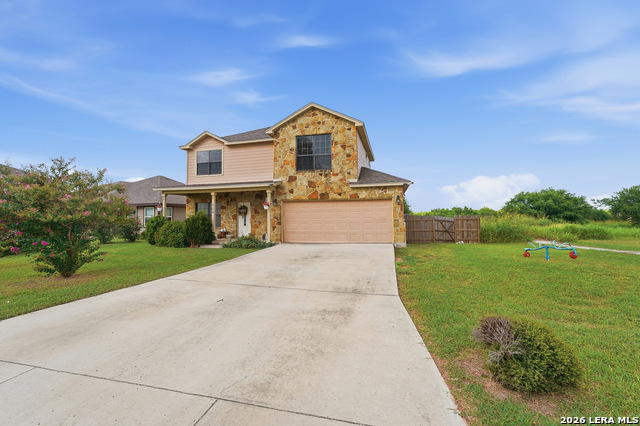 524 Indian Crossing Property Photo 3