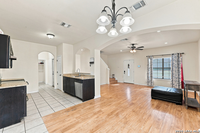 524 Indian Crossing Property Photo 12