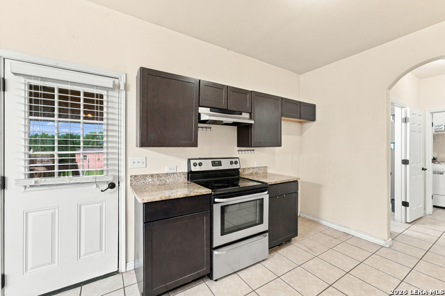 524 Indian Crossing Property Photo 15