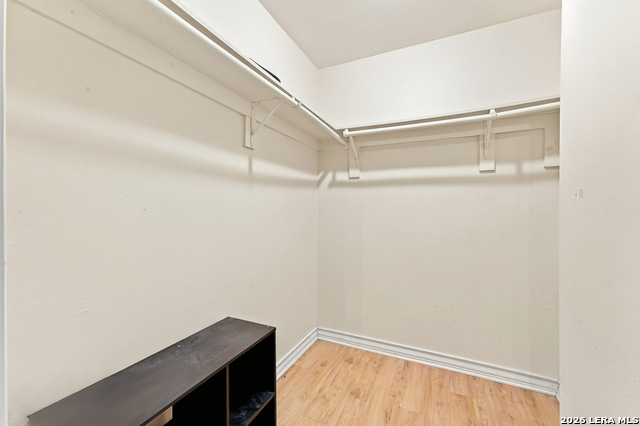 524 Indian Crossing Property Photo 23