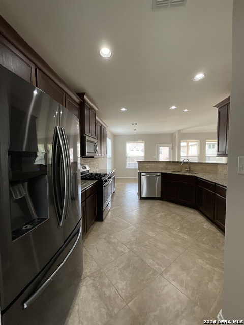 12422 Red Maple Property Photo 6