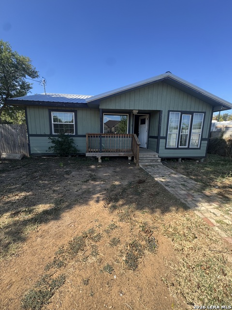 818 W Brazos Property Photo 1
