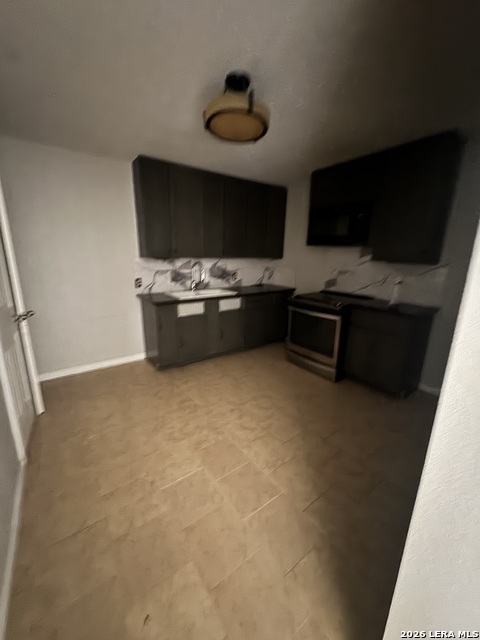 818 W Brazos Property Photo 9