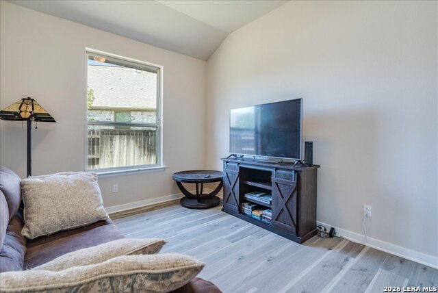 712 Coyote Creek Property Photo 16