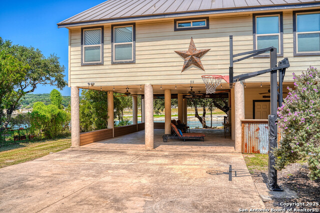 914 Pebble Beach Dr Nw Property Photo 5