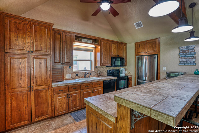 914 Pebble Beach Dr Nw Property Photo 10