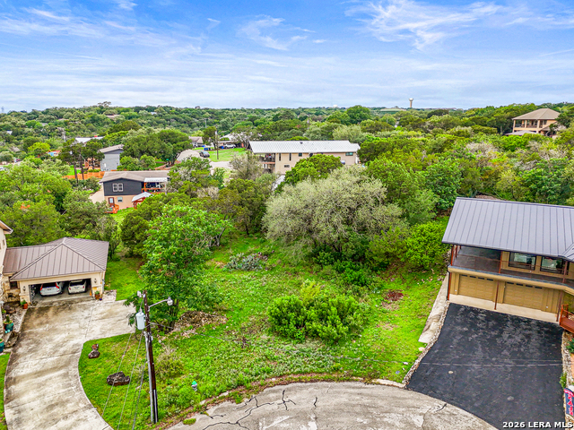 718 Starcrest Property Photo 10
