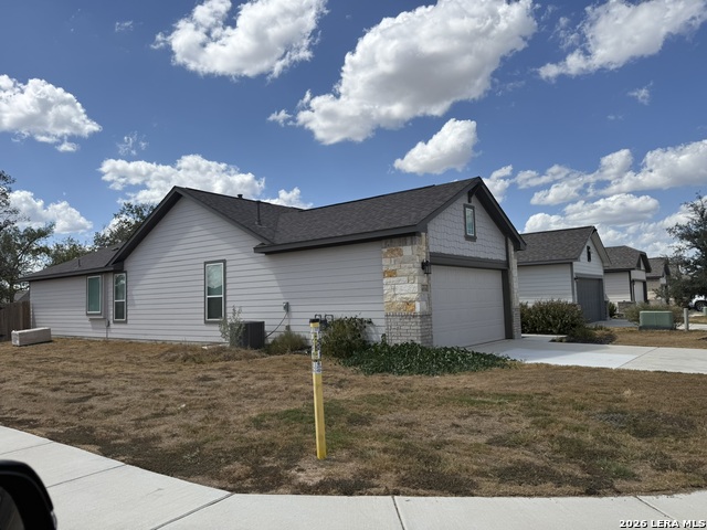 16531 Ginger Crossing Property Photo 4