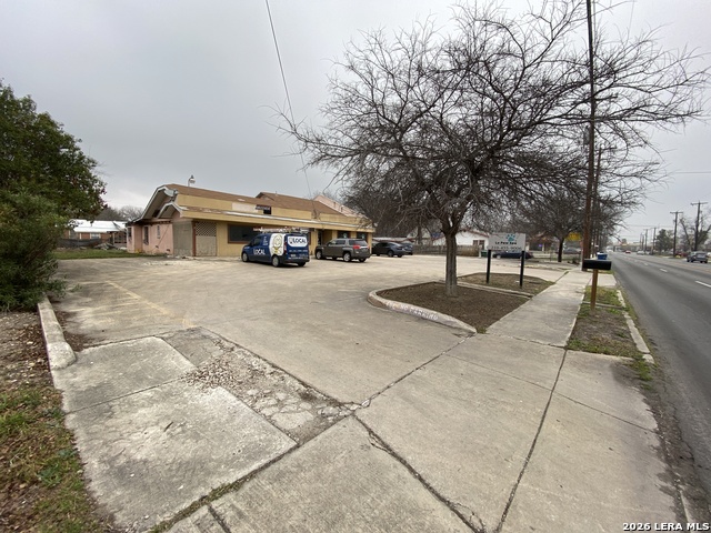 755 Division Property Photo 1