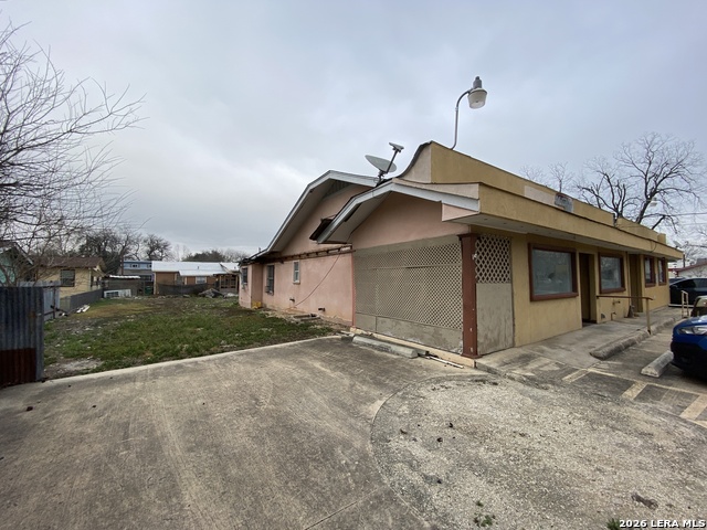 755 Division Property Photo 23