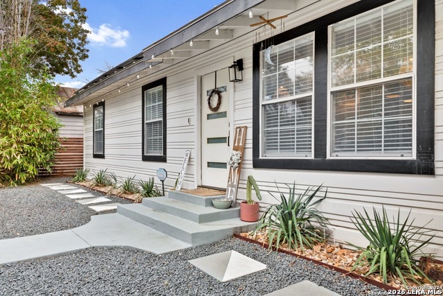 203 Panama Property Photo 1