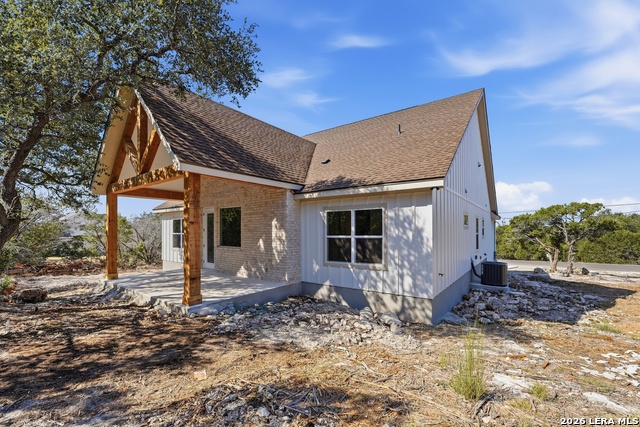 1344 Bellewood Property Photo 22