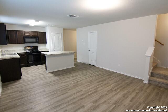 10418 Apple Pie Property Photo 6