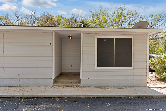 1655 Amanda Property Photo 6