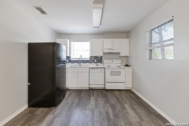 1655 Amanda Property Photo 14