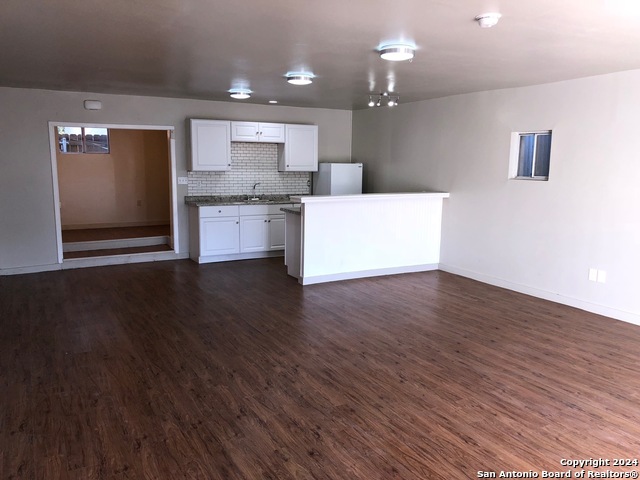 262 Ray Ave Property Photo 17