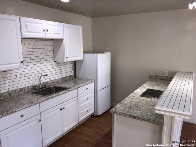 262 Ray Ave Property Photo 25