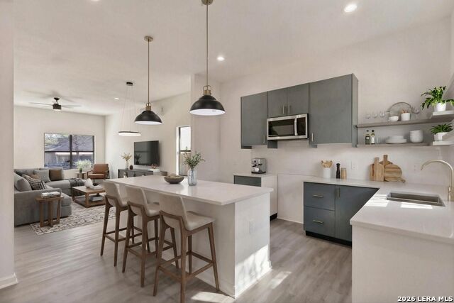 151 Vine St Property Photo 1