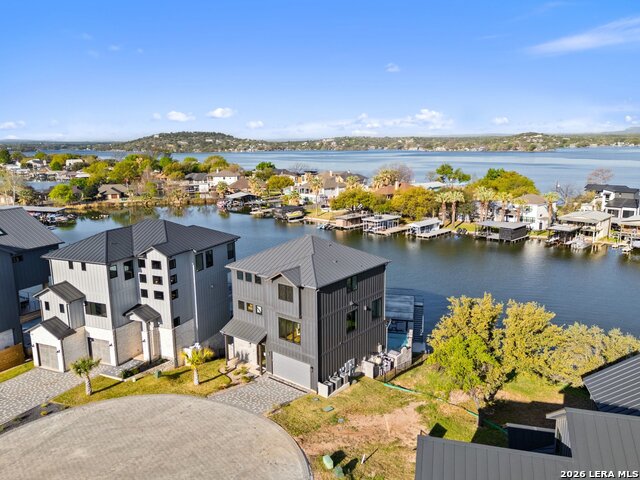 175 Pointview Property Photo 1