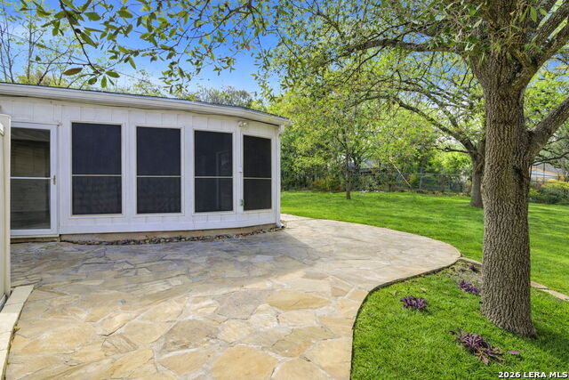 3202 Bent Bow Property Photo 36