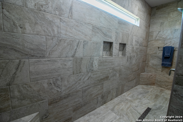 1273 County Road 2801 E Property Photo 21