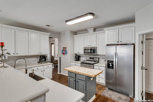 676 River Chase Property Photo 6