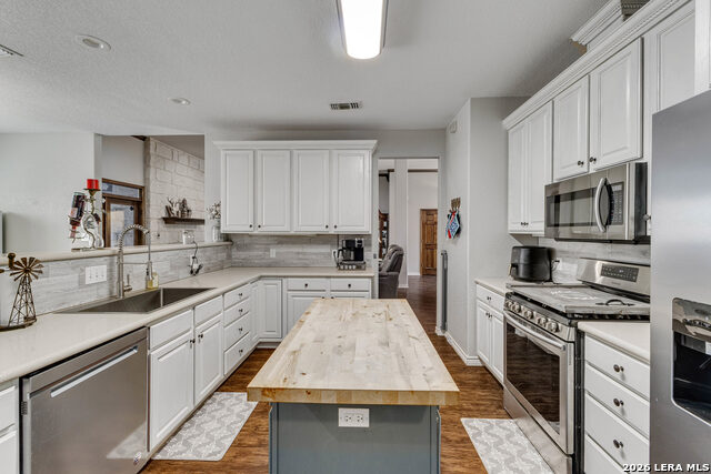 676 River Chase Property Photo 7