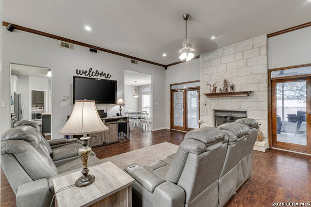 676 River Chase Property Photo 12