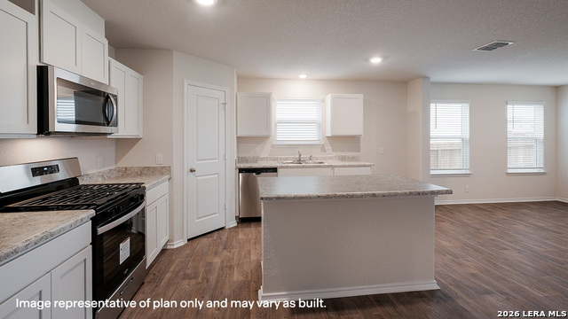 7334 Blue Moon Cove Property Photo 4