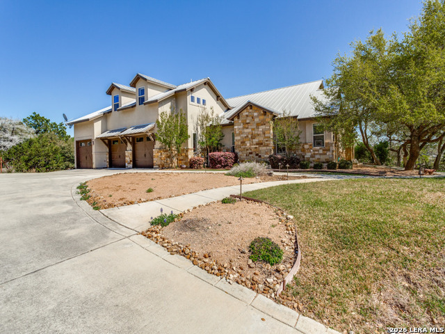 460 Shepherds Crook Property Photo 5