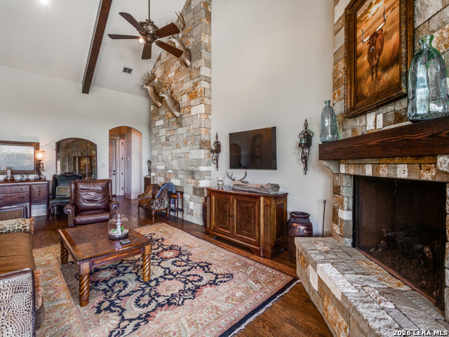 460 Shepherds Crook Property Photo 8