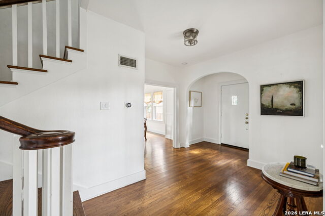 110 Henderson St Property Photo 10