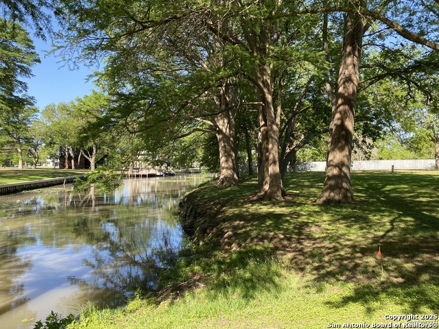 114 Cypress Way Property Photo 8