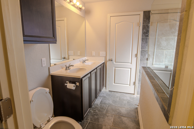 1306 Begonia Property Photo 7